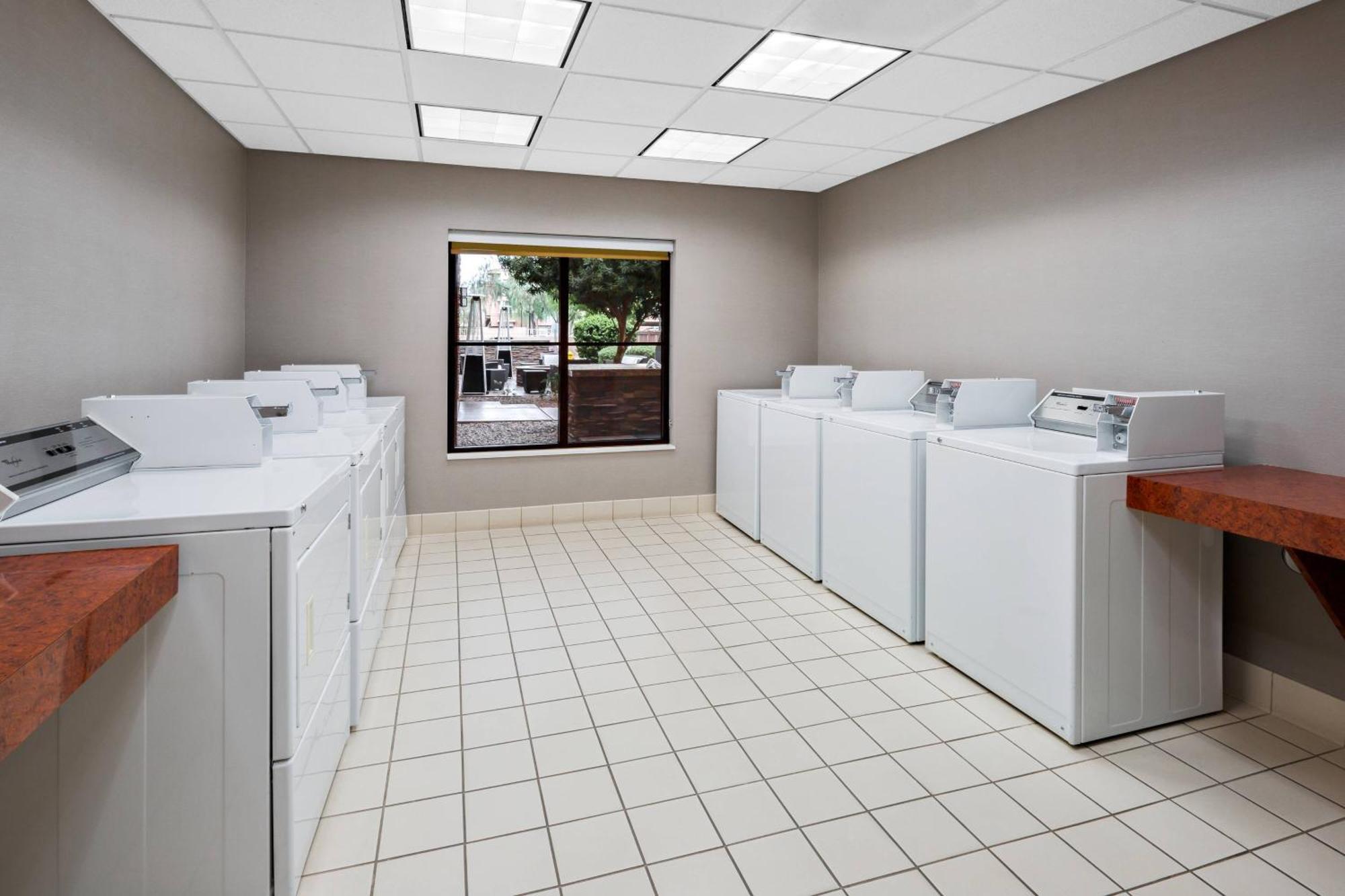 Residence Inn Phoenix Nw/Surprise Buitenkant foto